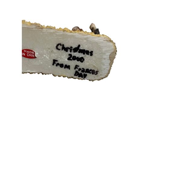 Intricate 2000 carved‎ Nativity Scene with hovering Angel 6" wide - Picture 5 of 5